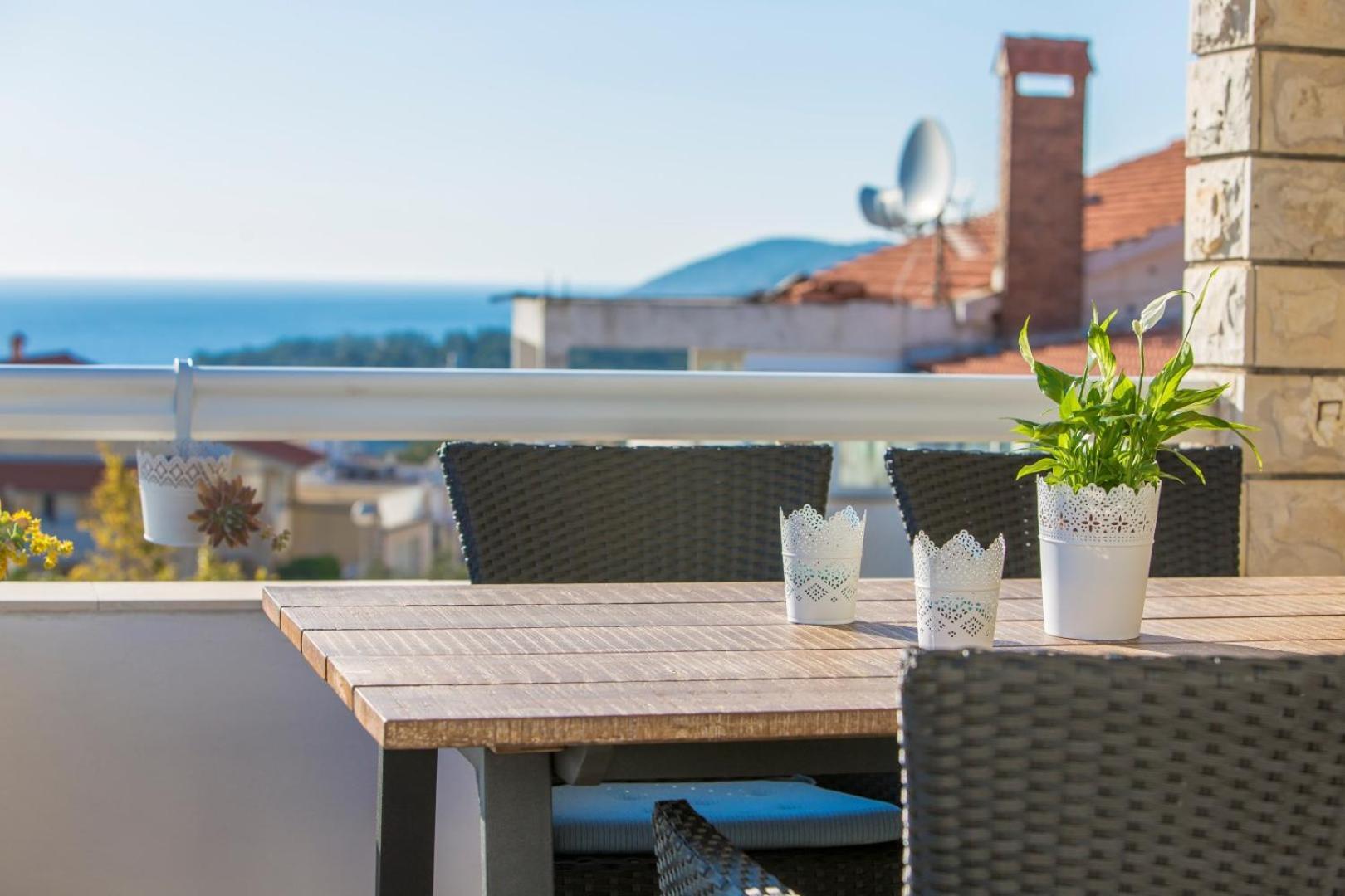 Peaceful Apartment With Beautiful View Hvar Town Bagian luar foto