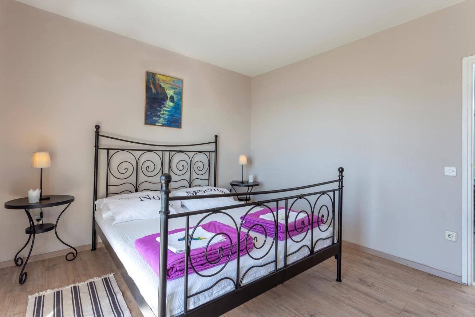 Peaceful Apartment With Beautiful View Hvar Town Bagian luar foto